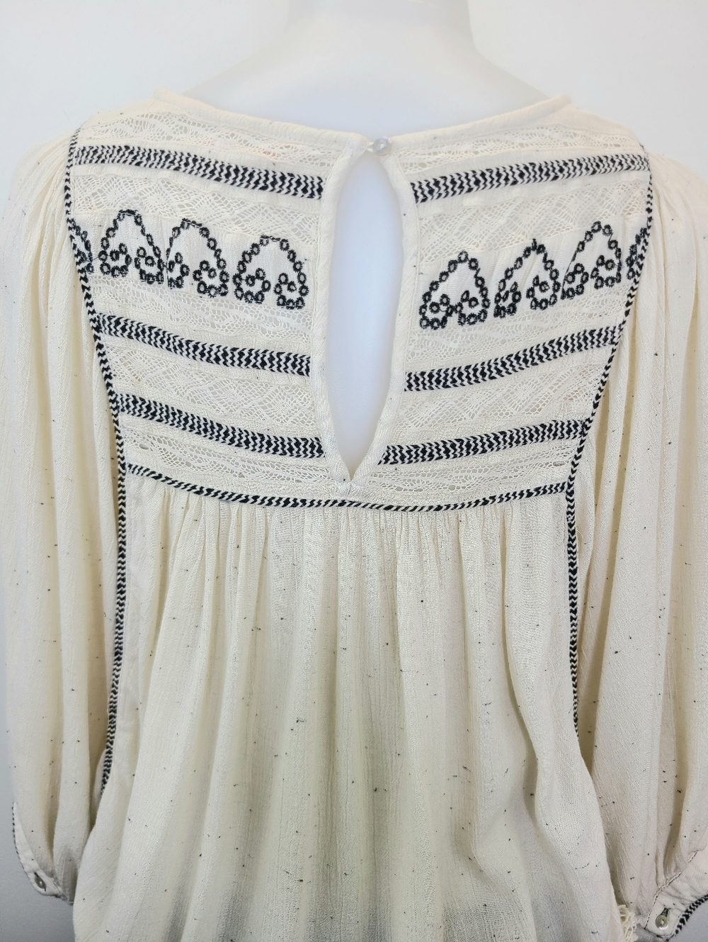 Free People Cyprus Avenue Embroidered Crochet Top Bell Sleeves Ivory Cream Large - Picture 13 of 16